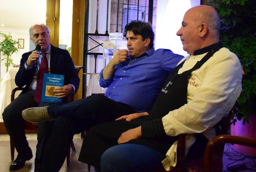 La Carbonara Pitagorica: da un prelibato piatto di Ercole Villirillo un libro su storia, tradizioni e cultura del mare di Crotone