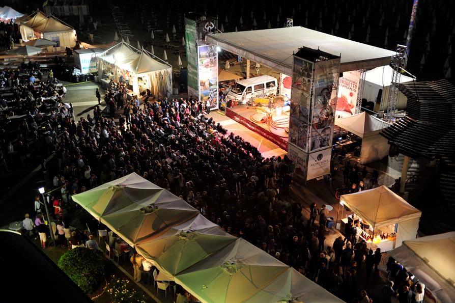 Fano, parte la XVI edizione del Festival Internazionale del Brodetto e delle Zuppe di Pesce. Tradizioni marchigiane