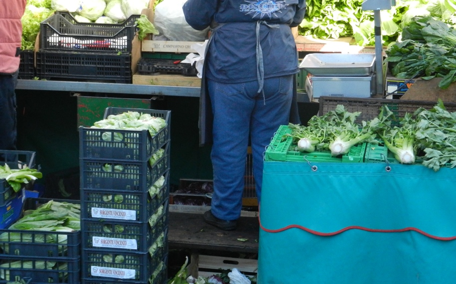 Crescita in frenata e piccolo commercio in panne, Confesercenti: serve terapia d’urto che dia un forte segnale di discontinuità