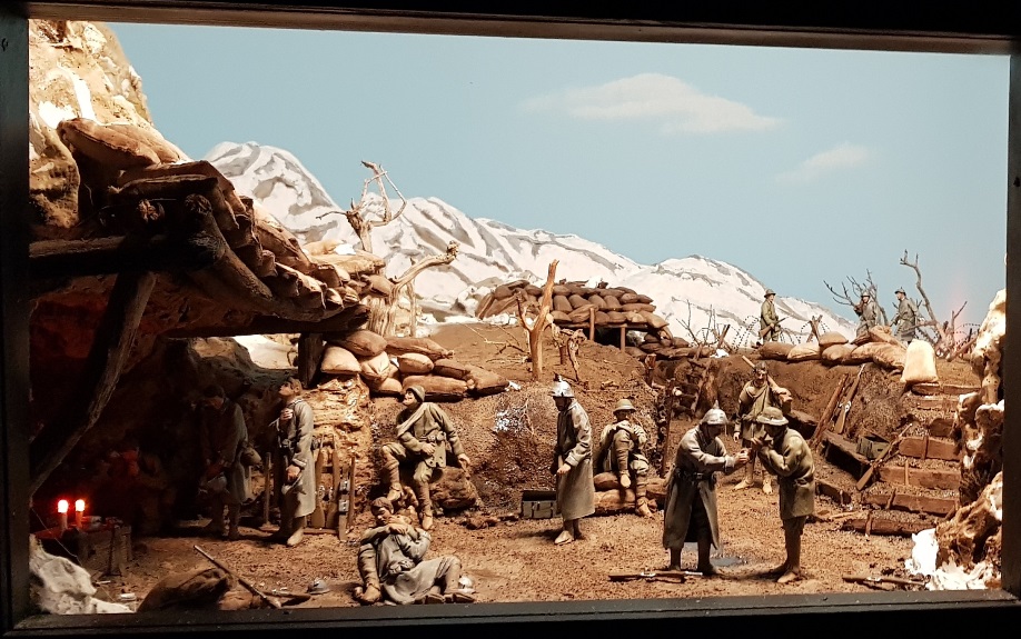 Mostra natalizia a Villa Litta di Lainate: tra i presepi esposti, uno è ambientato in un trincea della Prima Guerra Mondiale