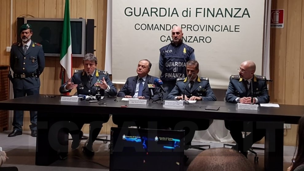 ‘Ndrangheta, traffici di droga, fiumi di denaro nell’economia reale: intervista televisiva al procuratore Nicola Gratteri