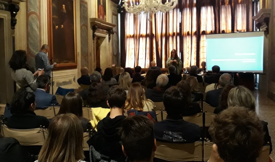 Occhialeria, in Veneto l’80 per cento della manifattura italiana. Regione investe su formazione e aggiornamento delle maestranze