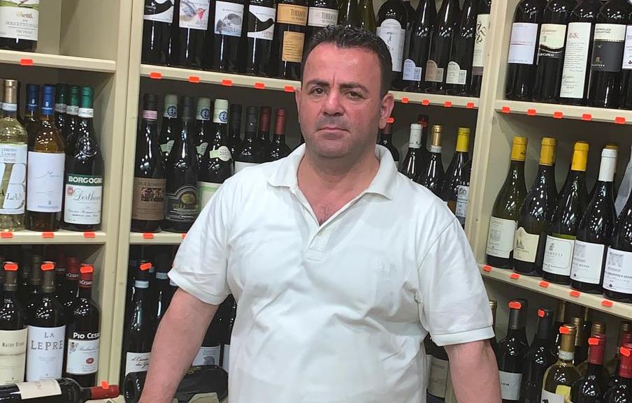 Vini di Calabria a confronto con le migliori etichette nazionali e internazionali. Enoteca “La Cascina” di Catanzaro Lido