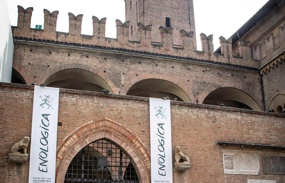 Bologna, Enologica 2019 a Palazzo Re Enzo. Promuovere i vini emiliano-romagnoli e con essi i territori d’appartenenza