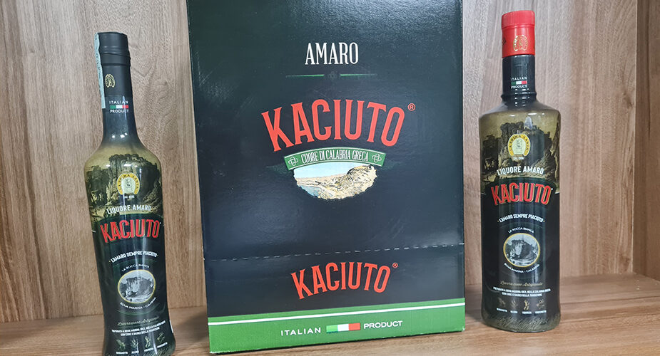 Amaro <strong>Kaciuto</strong>: un prodotto straordinario di filiera corta che nasce nell’Area Grecanica, sapori e profumi inconfondibili