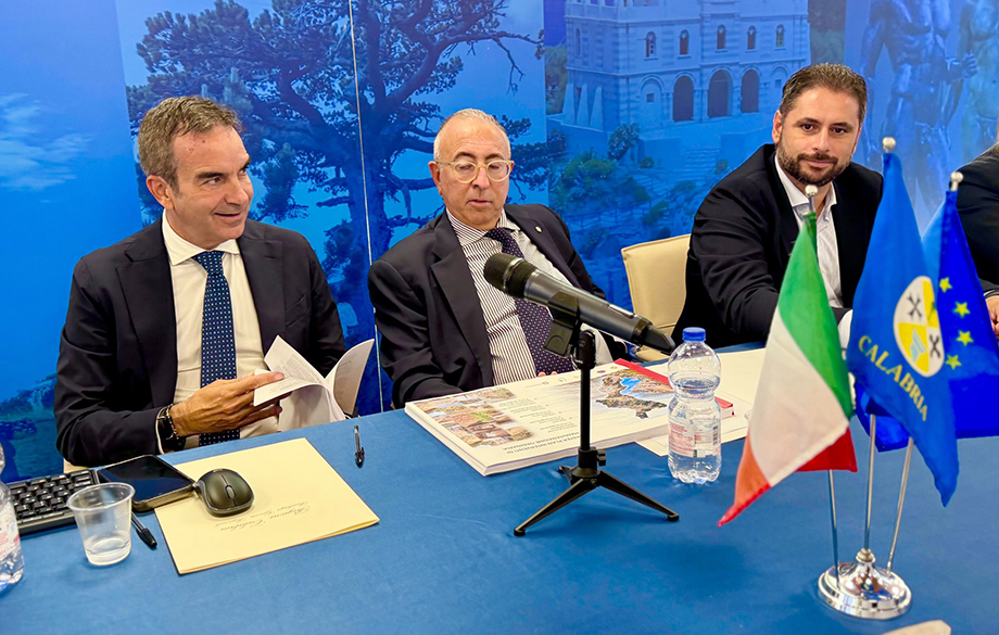Manutenzione e prevenzione del rischio: vertice alla Cittadella di Catanzaro tra Regione e Prefetture