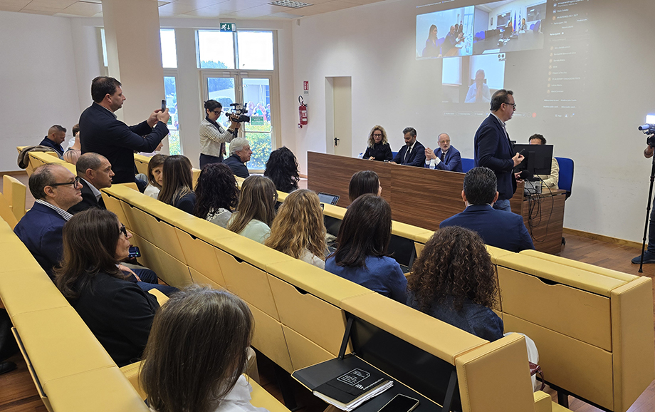 Cooperazione Internazionale, l’assessore Montuoro: ancora pochi giorni per accedere ai finanziamenti dell’VIII Call Interreg Grecia-Italia