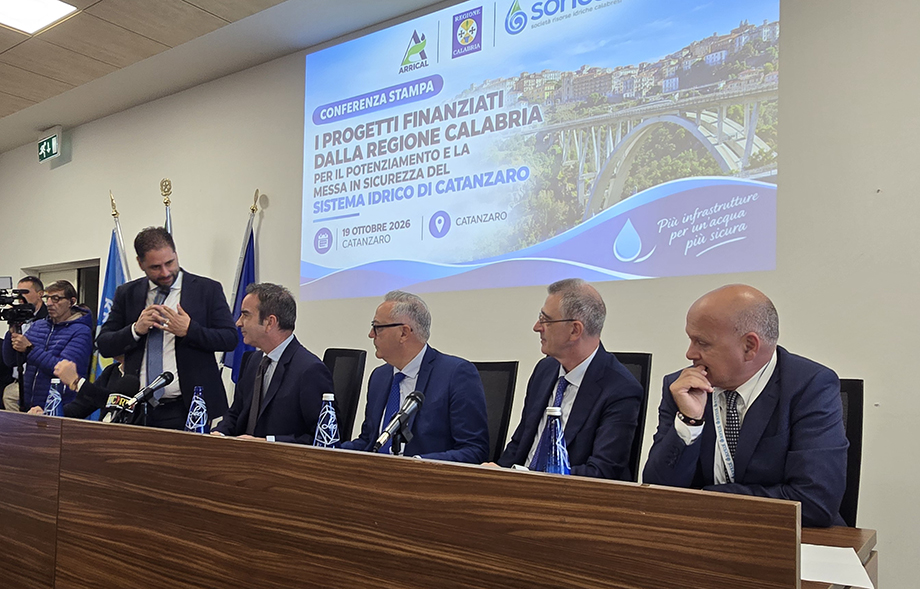 Basta con l’emergenza idrica a Catanzaro, Montuoro: la Regione con circa 35 milioni di finanziamenti dota il capoluogo delle infrastrutture necessarie