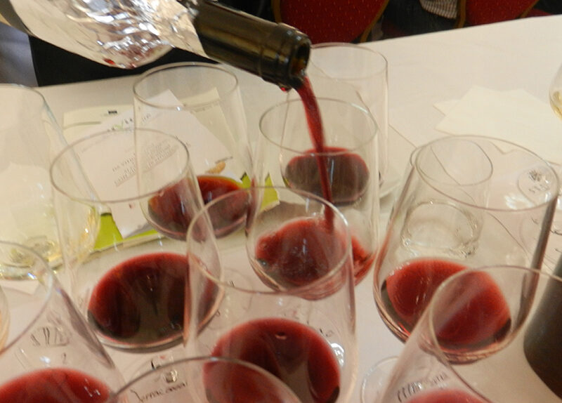 Lollobrigida, ministro dell’Agricoltura: il vino italiano è espressione di tradizione, lavoro, economia, territori